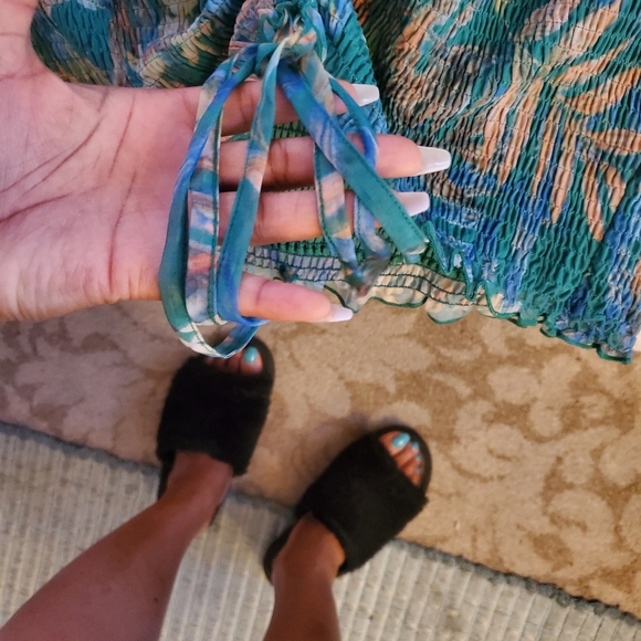 Floral Ruched dress - Picture 4 of 7